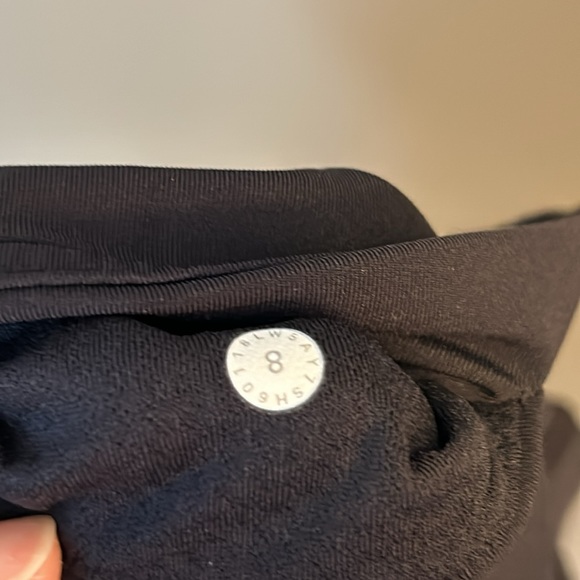 Lululemon Play Off the Pleats Tights - 25” Black - Picture 4 of 4